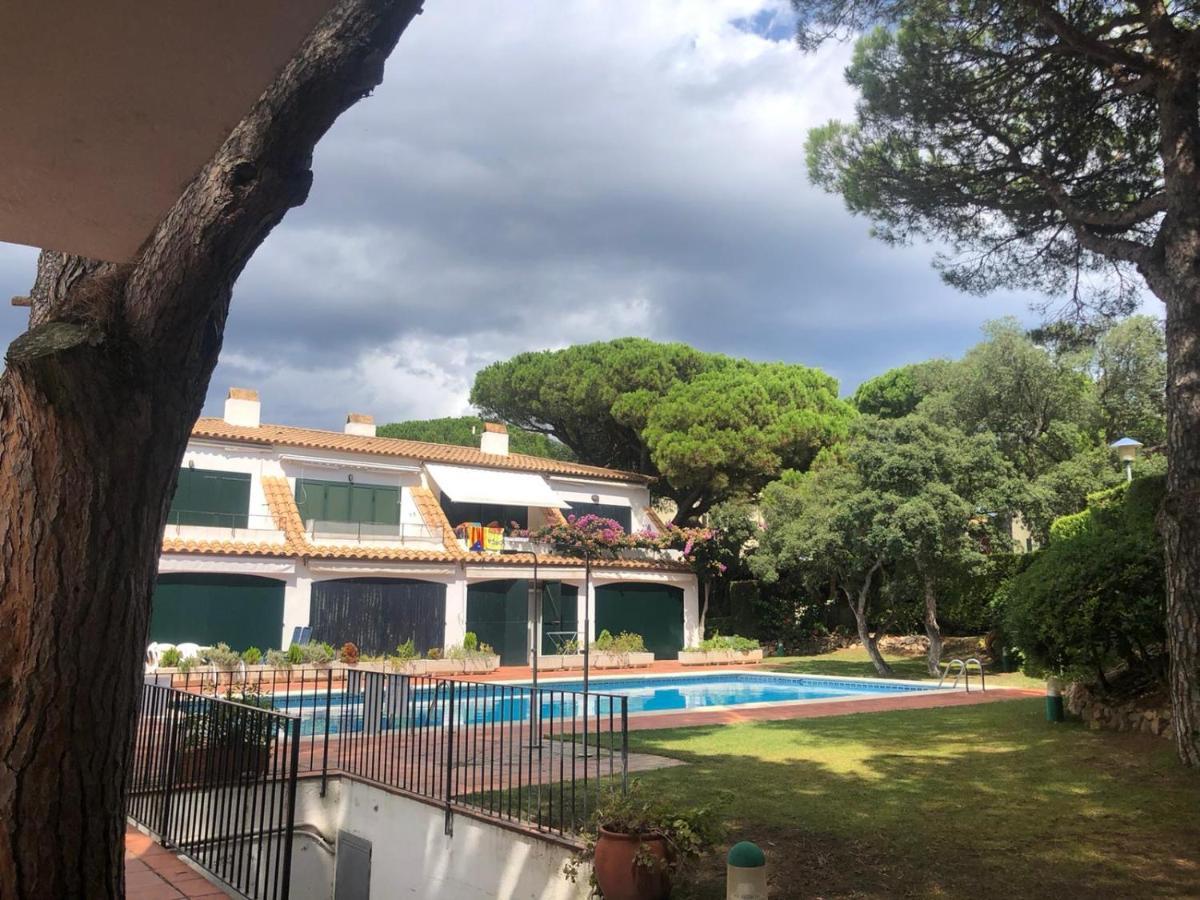 Espectacular Apartamento Con Piscina En Calella De Palafrugell Eksteriør billede